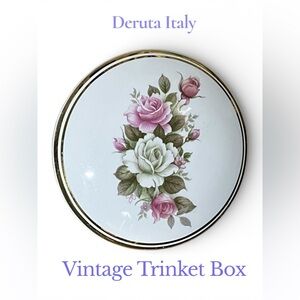 Italian Deruta Hand Worked Hand Made  Porcelain Rose Trinket Decor Box Vintage